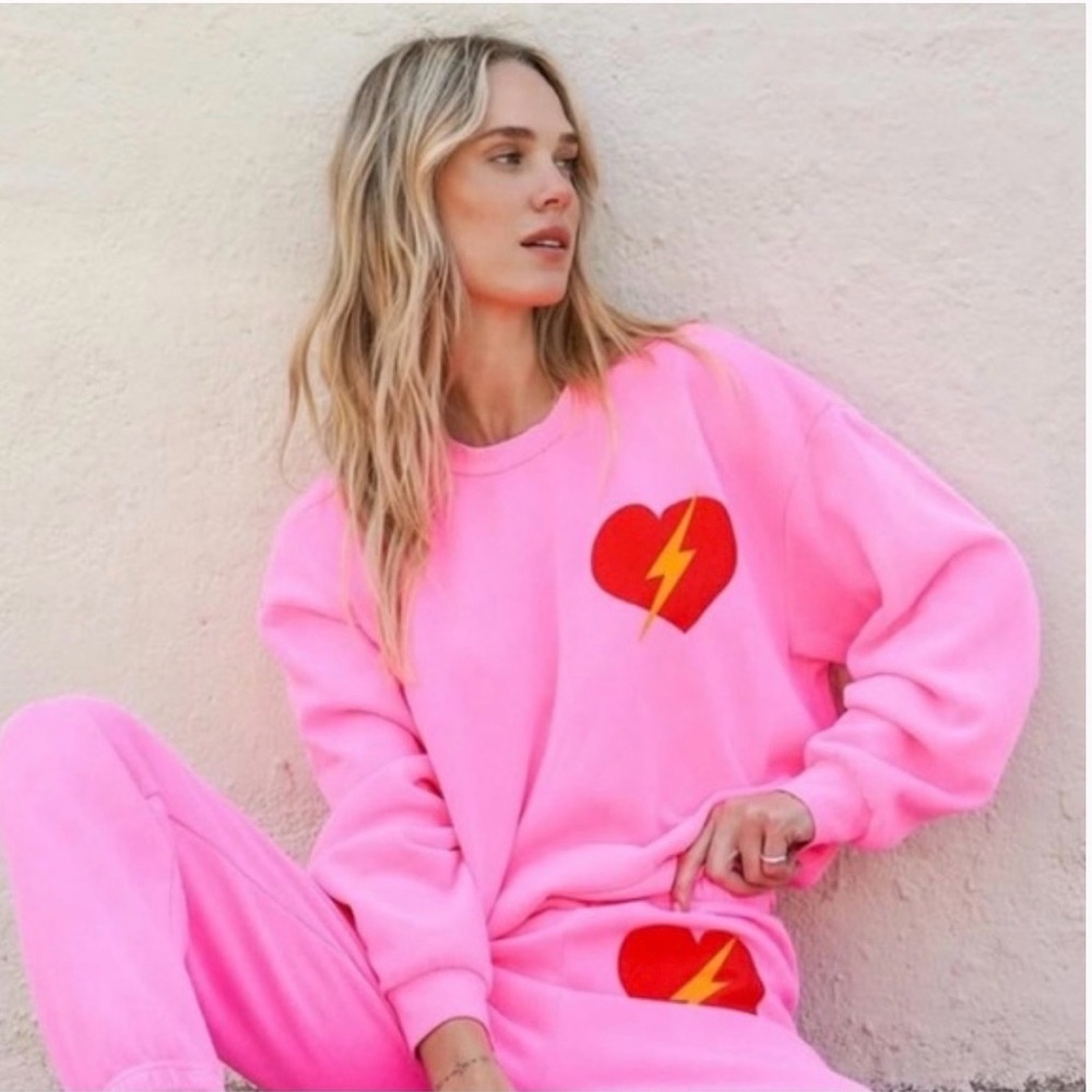 Aviator Nation Set!⚡️ ❤️
RELAXED CREW SWEATSHIRT & SWEATPANTS